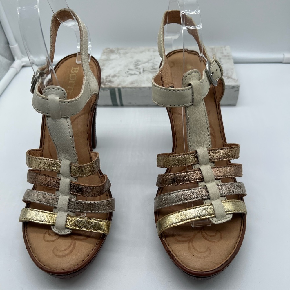 NWT Born Riveria Leather Heels Size 9